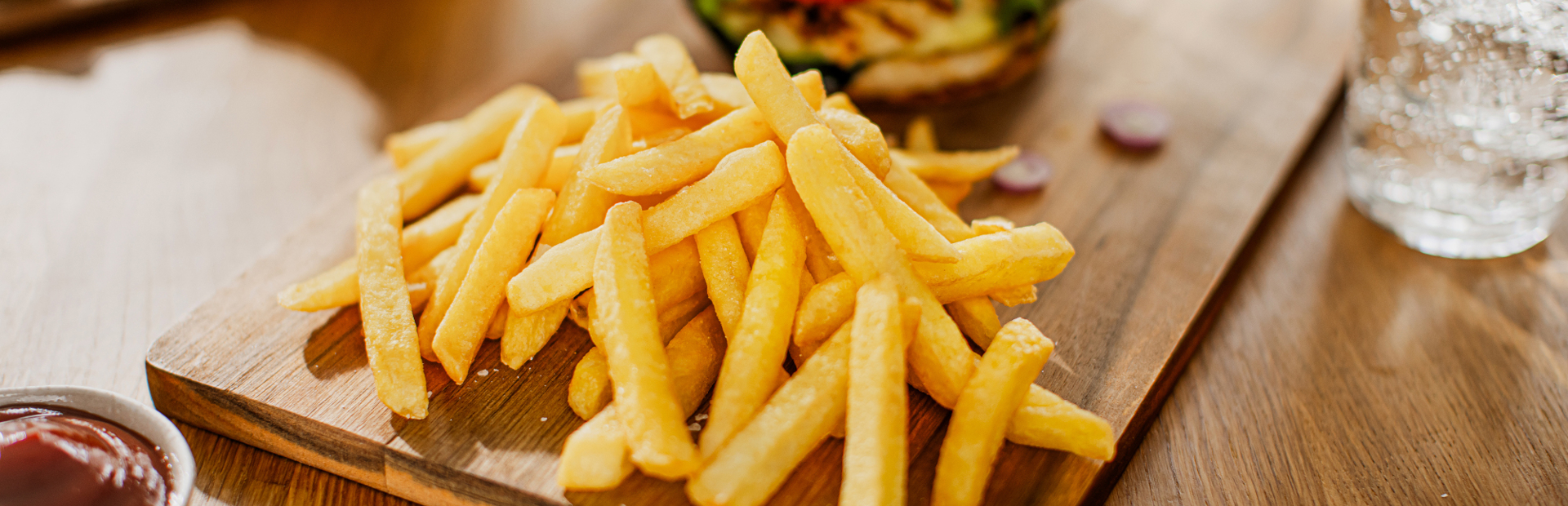 Halloumi Burger und Frites Deluxe