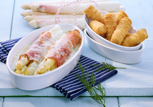 Gratinierte Spargel-Schinkenröllchen mit Kroketten