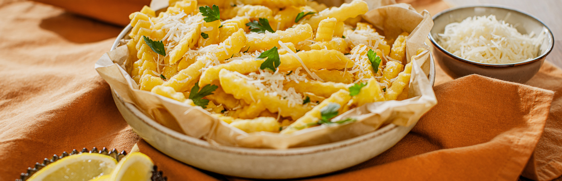 Crinkle Deluxe mit Parmesan getoppt