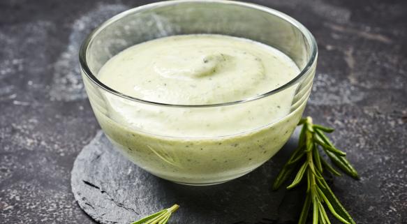 Zucchini-Ziegenkäse-Dip