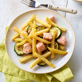 1.2.3 Frites Original mit Zucchini, Lachs und Safran-Joghurt